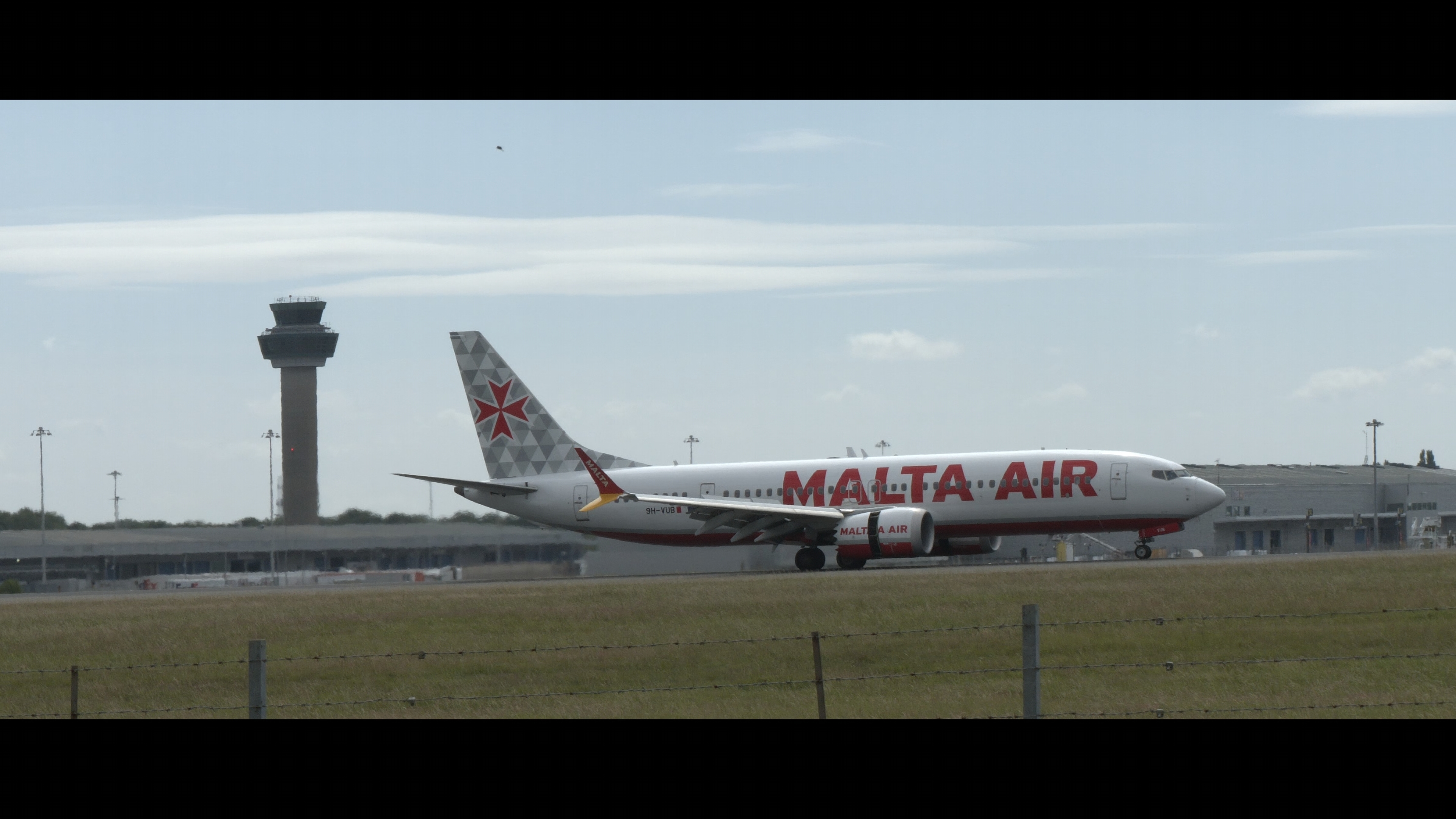 Malta Air Boeing 737 Max 8-200